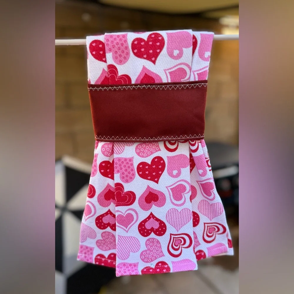 D13- set (5) 🎀Handmade decorative valentine towels🎀 kitchen & bathroom,